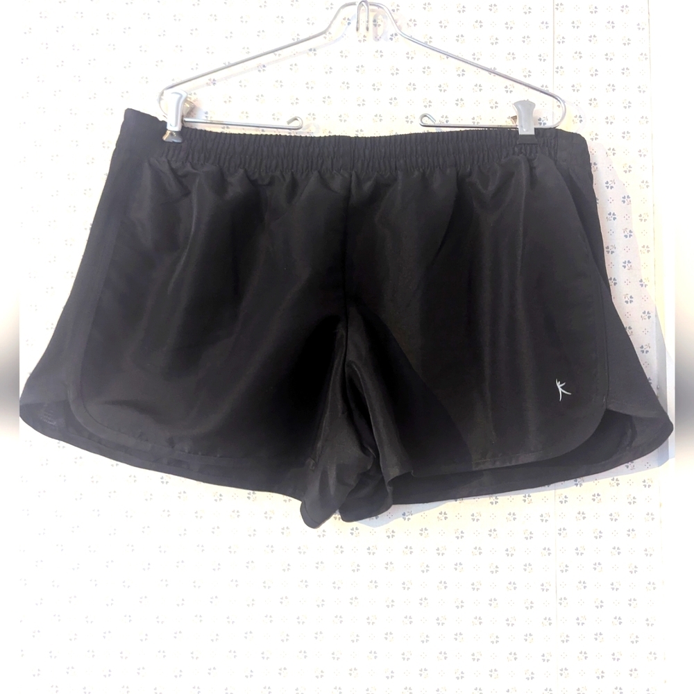 Danskin Now Black Women's Athletic Shorts Pocket Drawstring Dancing Running